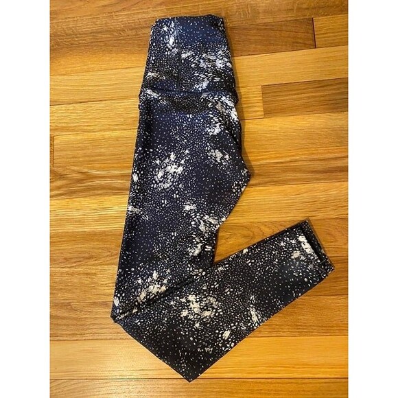 Old Navy Active Leggings Size S - Picture 3 of 4